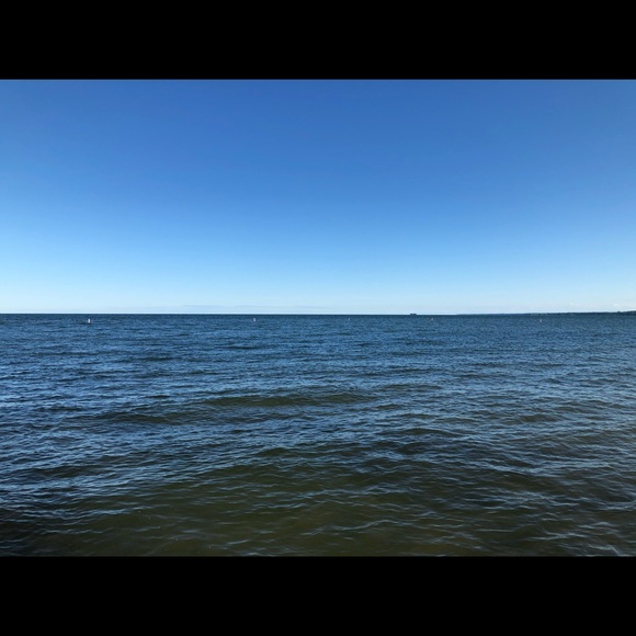 Meet your Posher, Russell - Picture 1 of 1